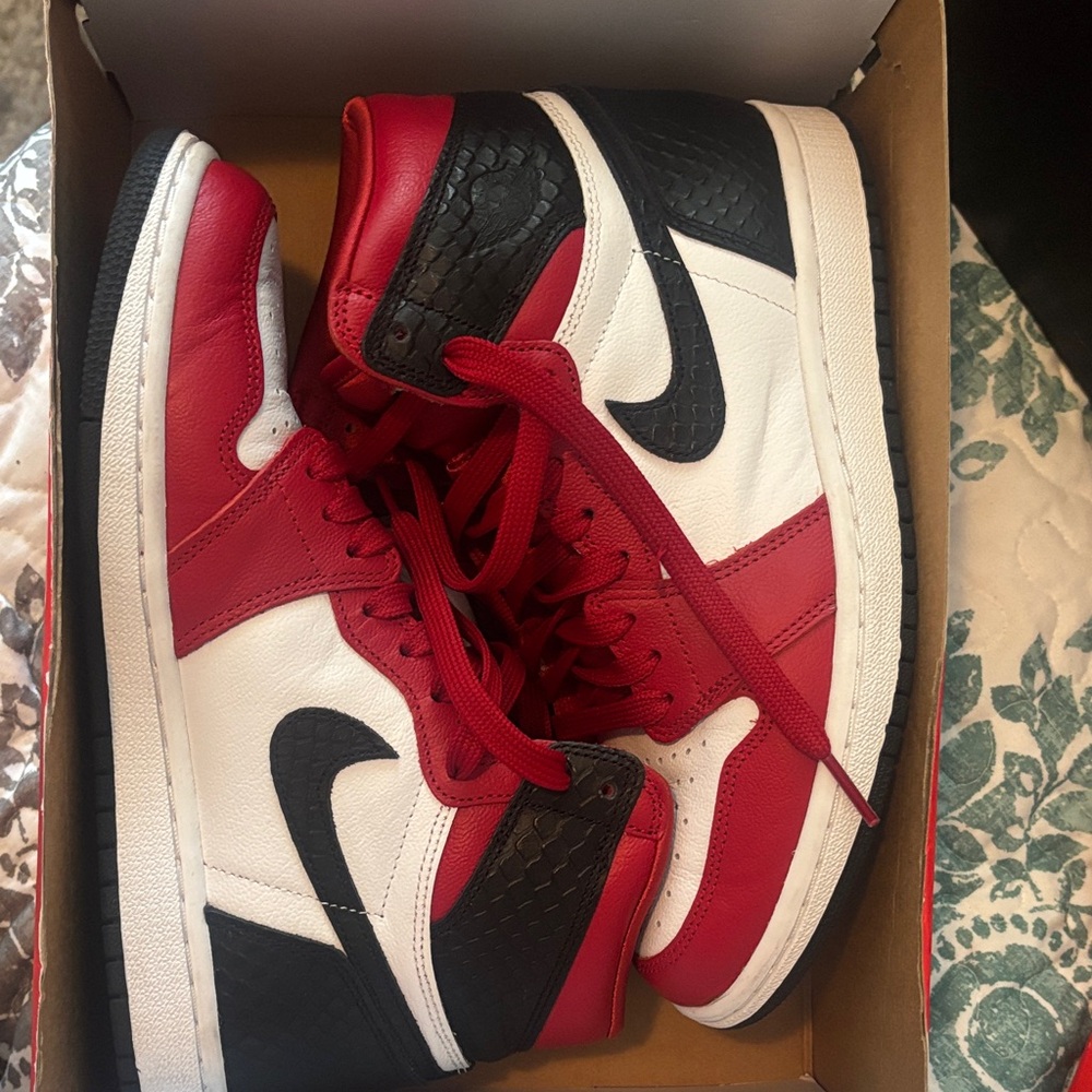 Jordan 1 Satin Snake Nike Men's Red, Black, and White Sneakers